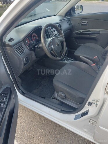 Kia Rio 2011, 225,000 km - 1.4 л - Bakı