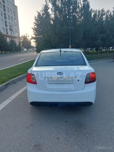 Kia Rio 2011, 225,000 km - 1.4 л - Bakı