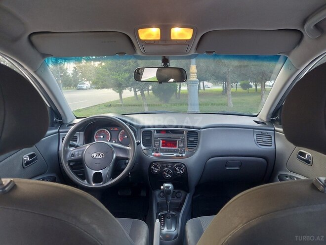 Kia Rio 2011, 225,000 km - 1.4 л - Bakı