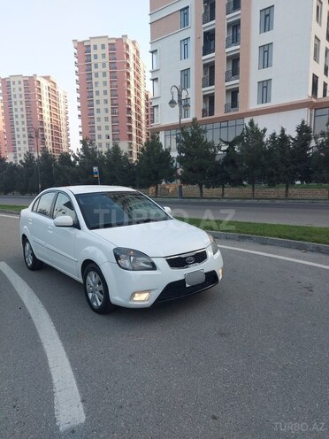 Kia Rio 2011, 225,000 km - 1.4 л - Bakı