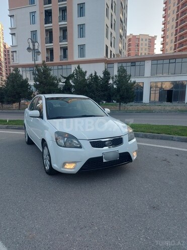 Kia Rio 2011, 225,000 km - 1.4 л - Bakı