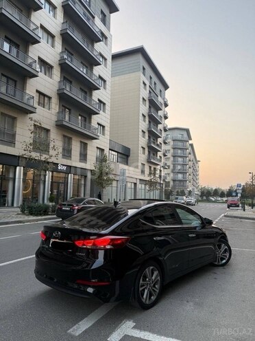 Hyundai Elantra 2016, 70,000 km - 2.0 л - Bakı