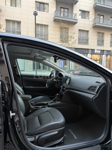 Hyundai Elantra 2016, 70,000 km - 2.0 л - Bakı