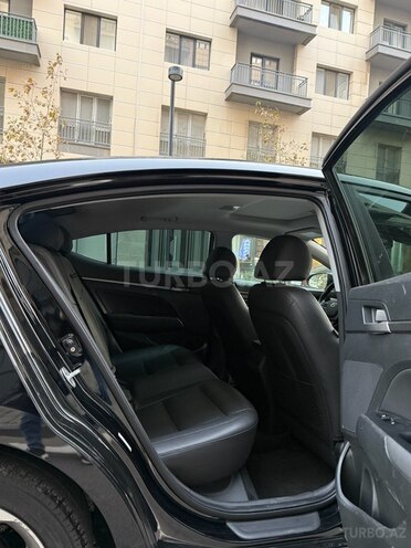 Hyundai Elantra 2016, 70,000 km - 2.0 л - Bakı