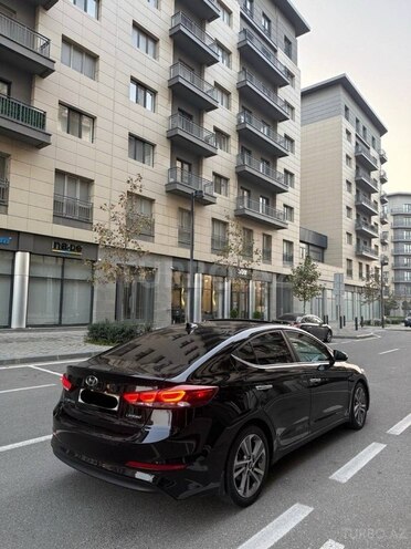 Hyundai Elantra 2016, 70,000 km - 2.0 л - Bakı
