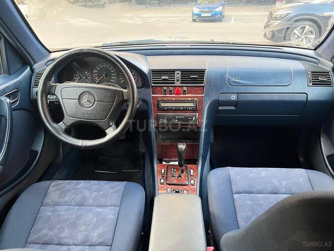 Mercedes C 200 2000, 314,000 km - 2.0 l - Bakı