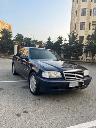 Mercedes C 200 2000, 314,000 km - 2.0 l - Bakı