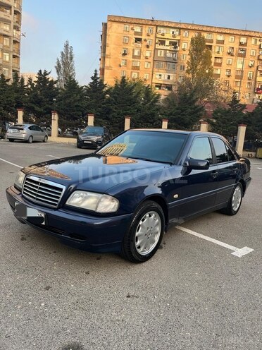 Mercedes C 200 2000, 314,000 km - 2.0 l - Bakı