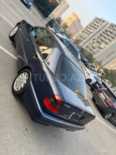 Mercedes C 200 2000, 314,000 km - 2.0 l - Bakı