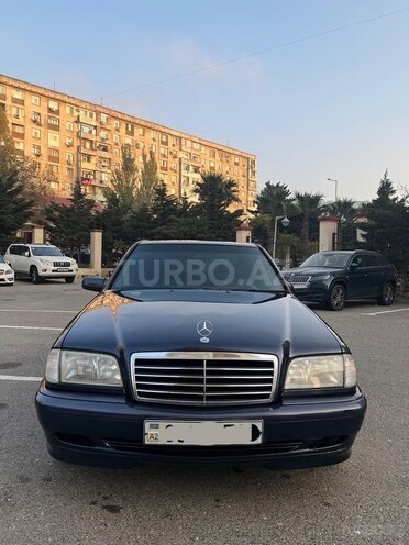 Mercedes C 200 2000, 314,000 km - 2.0 l - Bakı