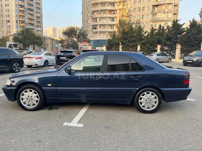 Mercedes C 200 2000, 314,000 km - 2.0 l - Bakı