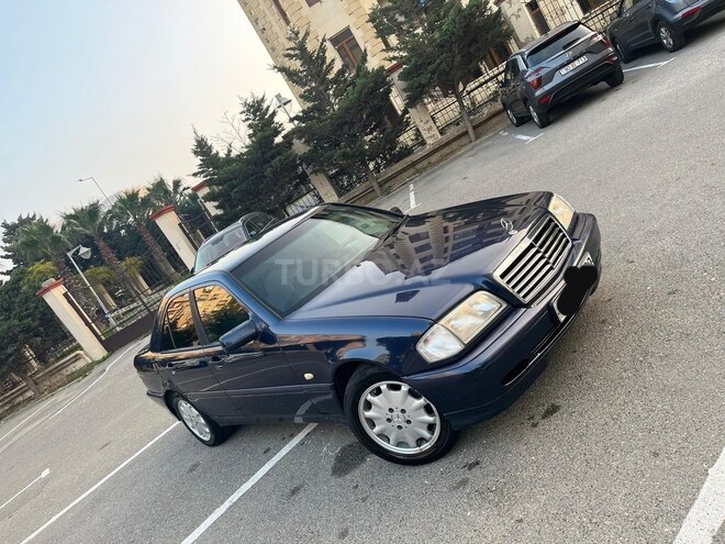 Mercedes C 200 2000, 314,000 km - 2.0 l - Bakı