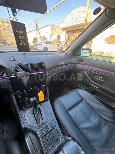 BMW 523 1997, 326,000 km - 2.5 l - Sumqayıt
