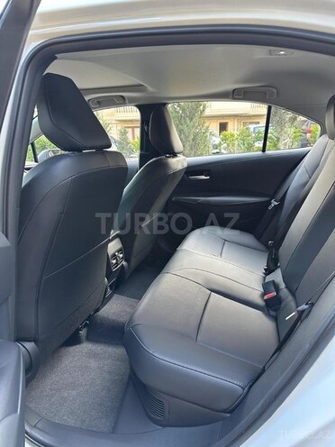 Toyota Corolla-13