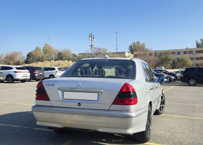 Mercedes C 240 1998, 302,000 km - 2.4 л - Bakı