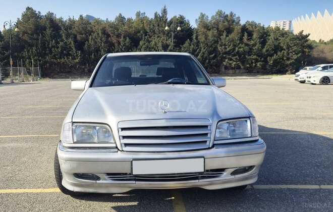 Mercedes C 240 1998, 302,000 km - 2.4 л - Bakı