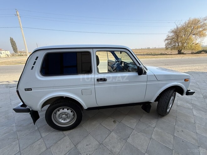 LADA (VAZ) Niva 2010, 218,000 km - 1.7 л - Ağdam