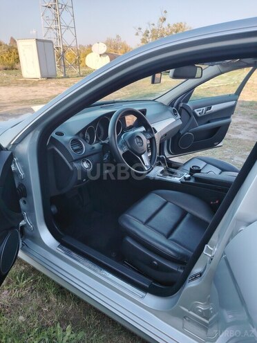 Mercedes C 200 2012, 159,300 km - 1.8 l - Yevlax