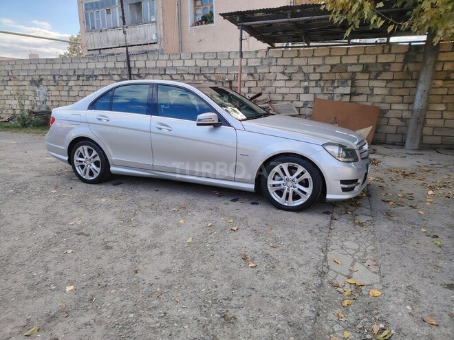Mercedes C 200 2012, 159,300 km - 1.8 l - Yevlax