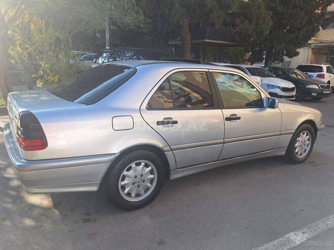 Mercedes C 220 1999, 365,000 km - 2.2 л - Bakı