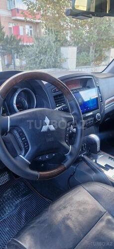 Mitsubishi Pajero 2007, 244,000 km - 3.2 l - Bakı