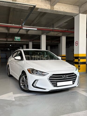 Hyundai Elantra 2018, 201,168 km - 2.0 l - Bakı