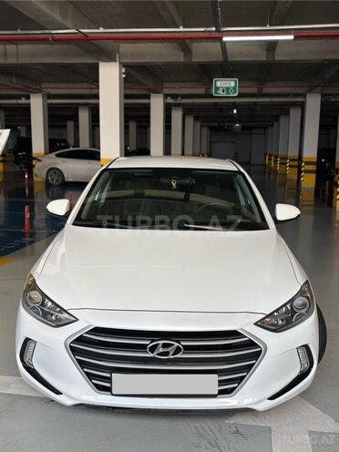 Hyundai Elantra 2018, 201,168 km - 2.0 l - Bakı