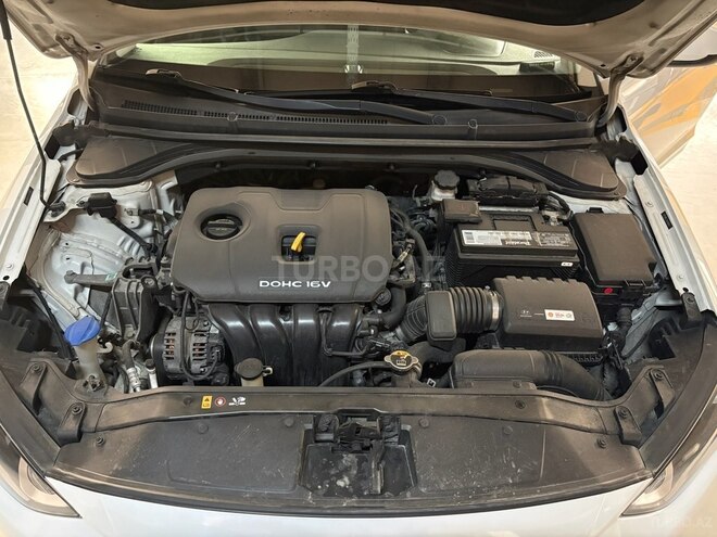 Hyundai Elantra 2018, 201,168 km - 2.0 l - Bakı