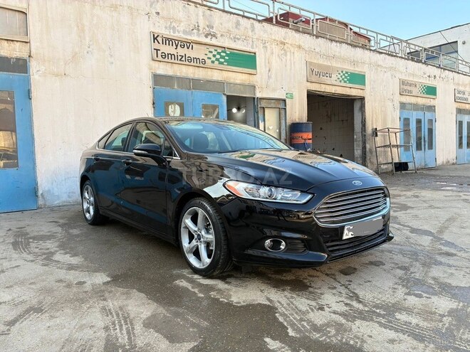 Ford Fusion (North America) 2015, 104,000 km - 2.0 л - Bakı