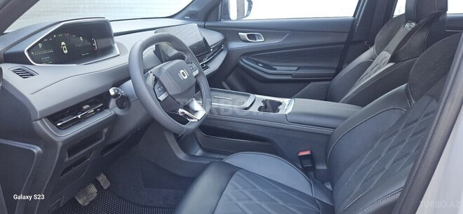 Changan  2025, 73 km - 1.5 л - Bakı