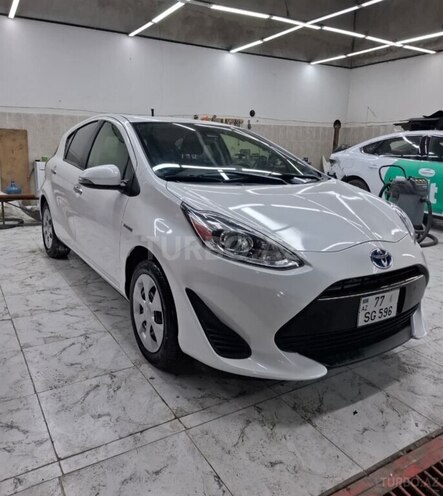 Toyota Aqua 2018, 250,000 km - 1.5 l - Bakı