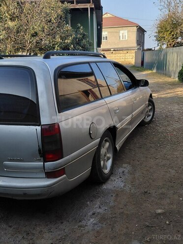 Opel Omega 1999, 251,114 km - 2.5 l - Masallı