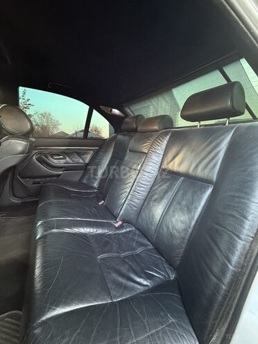 BMW 528 1998, 475,785 km - 2.8 l - İsmayıllı