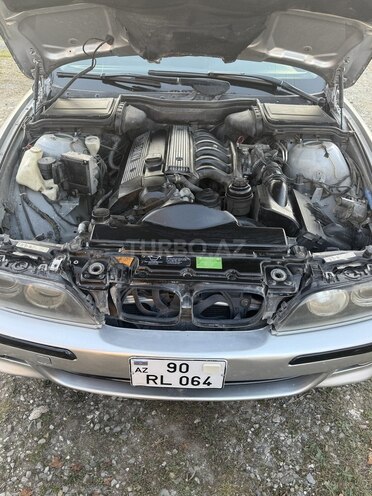 BMW 528 1998, 475,785 km - 2.8 l - İsmayıllı