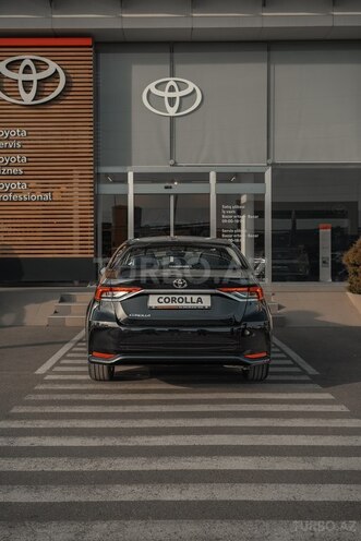 Toyota Corolla-4