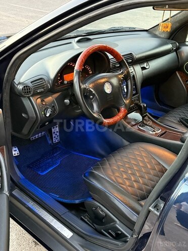 Mercedes C 240 2000, 239,449 km - 2.6 л - Bakı
