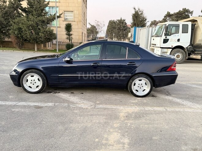 Mercedes C 240 2000, 239,449 km - 2.6 л - Bakı