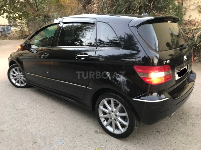Mercedes B 170 2008, 176,000 km - 1.7 l - Sumqayıt