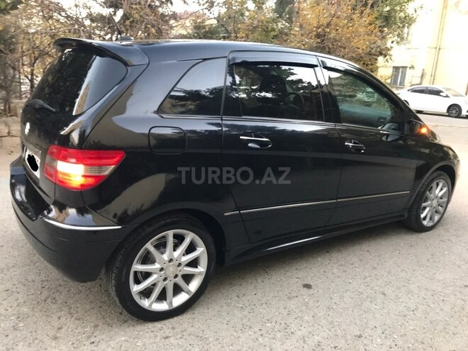 Mercedes B 170 2008, 176,000 km - 1.7 l - Sumqayıt