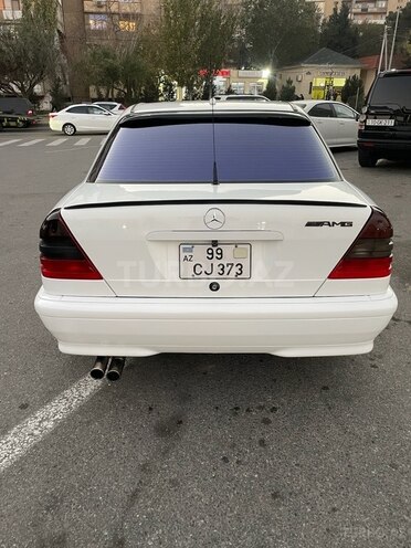 Mercedes C 230 2000, 267,935 km - 2.3 л - Bakı