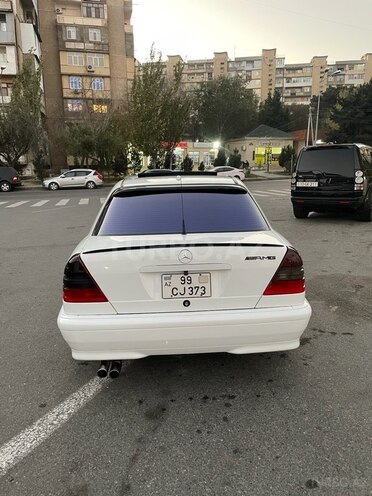 Mercedes C 230 2000, 267,935 km - 2.3 л - Bakı