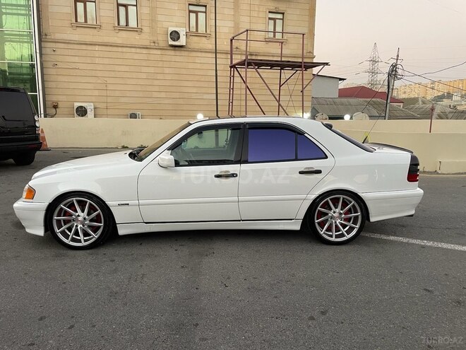 Mercedes C 230 2000, 267,935 km - 2.3 л - Bakı