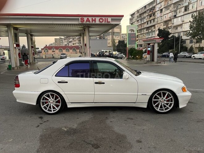Mercedes C 230 2000, 267,935 km - 2.3 л - Bakı