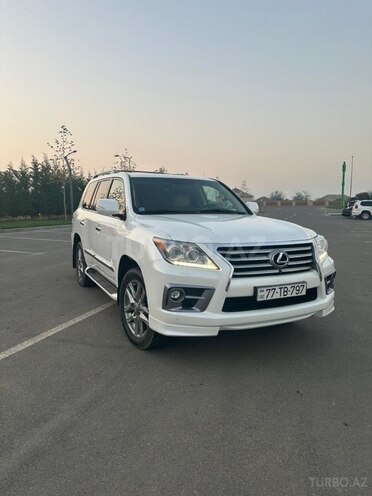Lexus LX 570 2009, 105,447 km - 5.7 l - Salyan