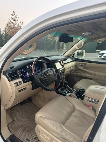Lexus LX 570 2009, 105,447 km - 5.7 l - Salyan