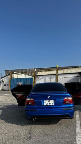 BMW 525 2002, 304,000 km - 2.5 l - Bakı