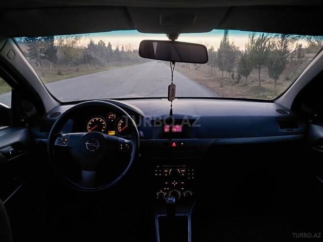 Opel Astra 2006, 178,236 km - 1.4 l - Bakı