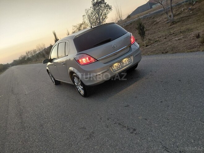 Opel Astra 2006, 178,236 km - 1.4 l - Bakı
