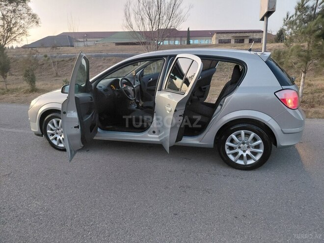 Opel Astra 2006, 178,236 km - 1.4 l - Bakı