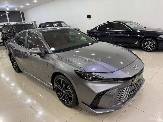 Toyota Camry-6